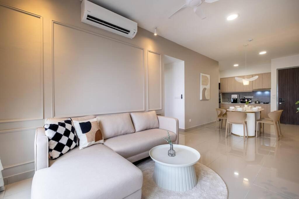 M Vertica 3br 9pax Sunway Velocity Mrt Aeon中文房东ikea
