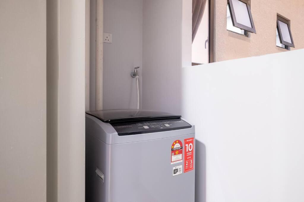 Pangsapuri M Vertica 3br 9pax Sunway Velocity Mrt Aeon中文房东ikea