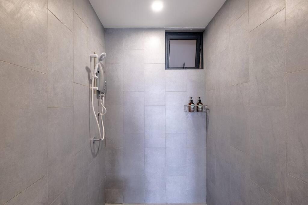 Pangsapuri M Vertica 3br 9pax Sunway Velocity Mrt Aeon中文房东ikea