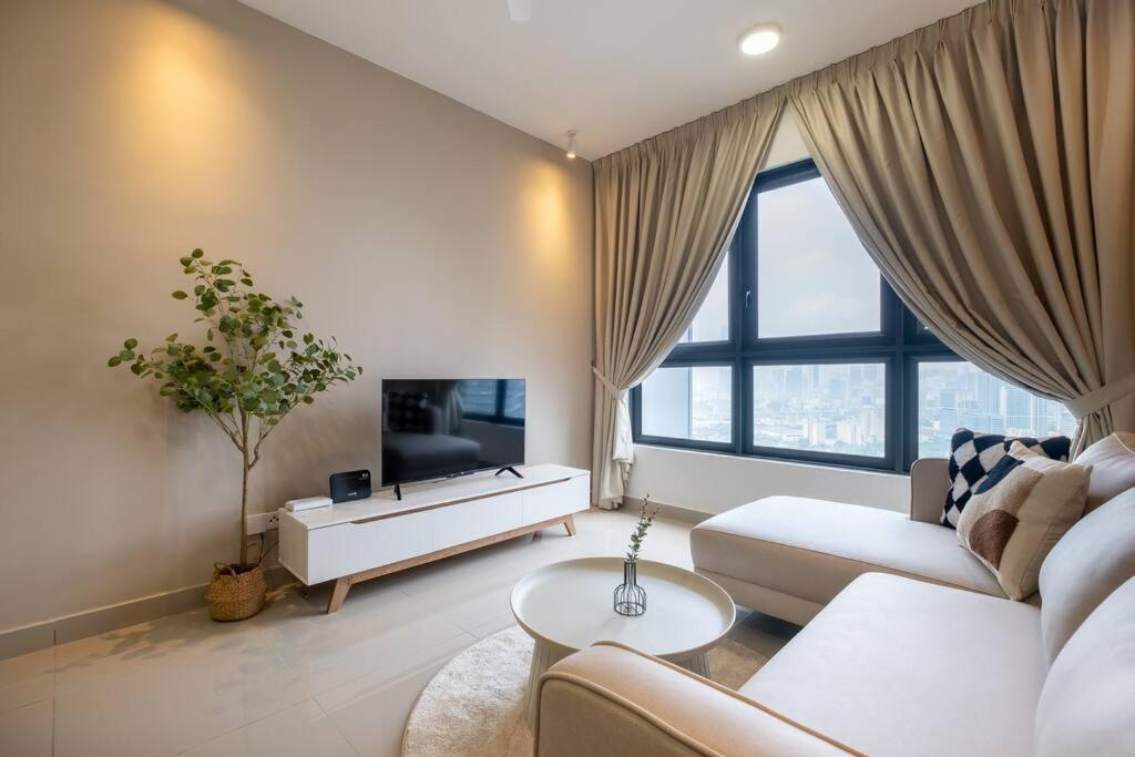 M Vertica 3br 9pax Sunway Velocity Mrt Aeon中文房东ikea Pangsapuri Kuala Lumpur