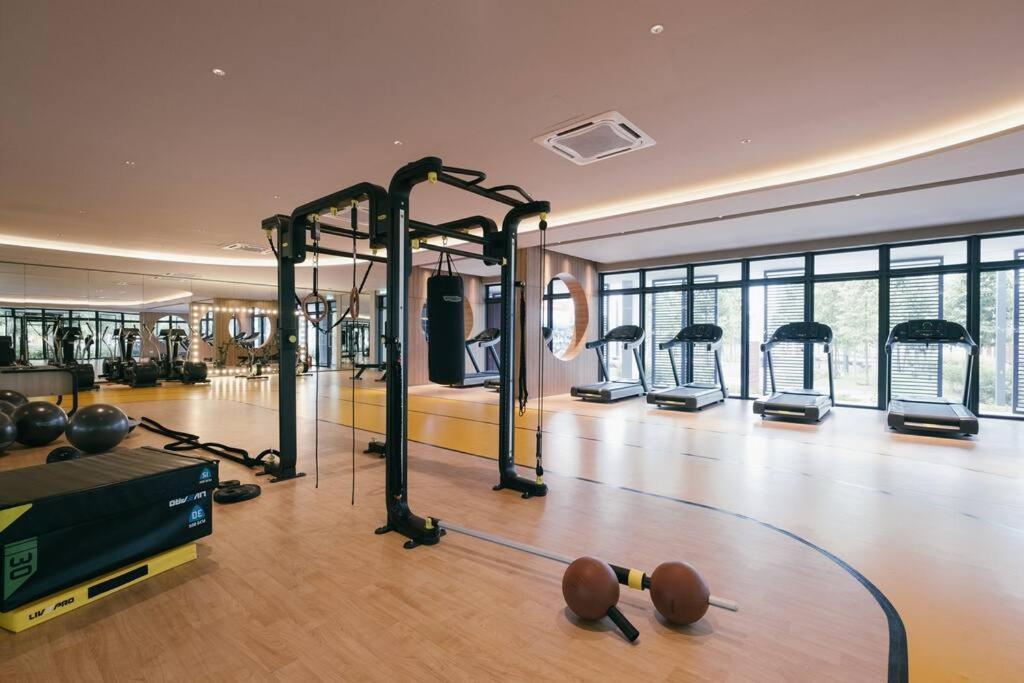 Pangsapuri M Vertica 3br 9pax Sunway Velocity Mrt Aeon中文房东ikea Kuala Lumpur