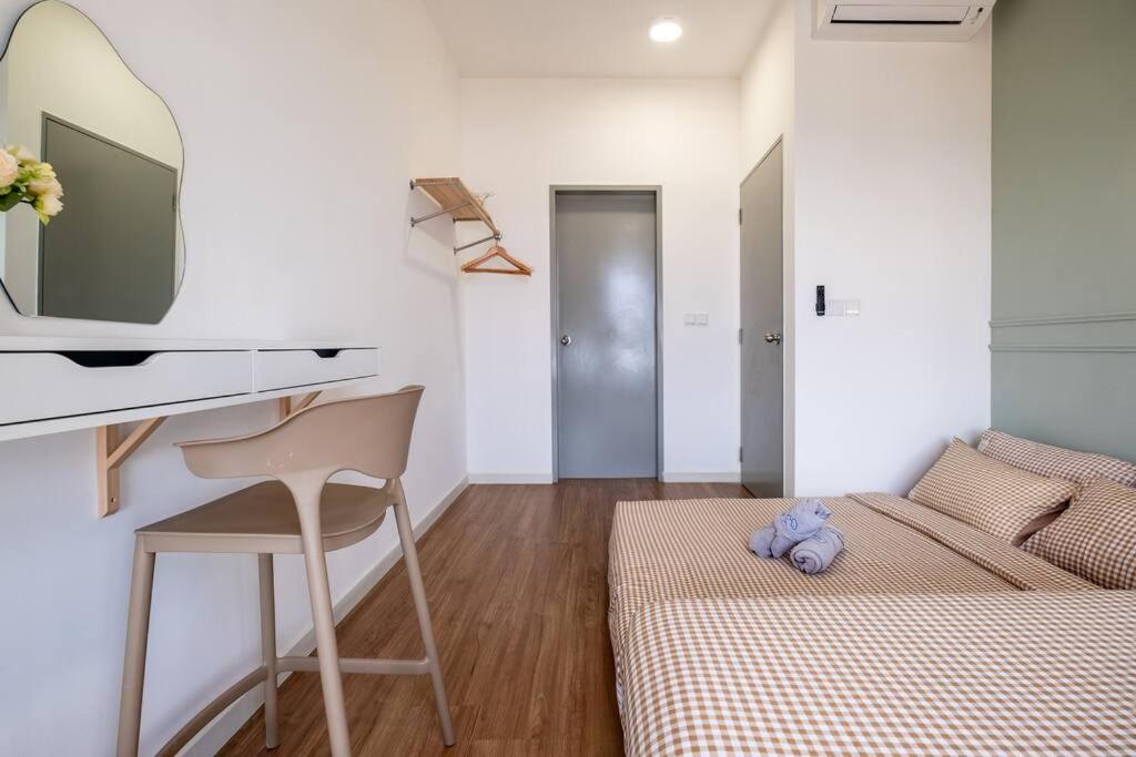 M Vertica 3br 9pax Sunway Velocity Mrt Aeon中文房东ikea Pangsapuri Kuala Lumpur